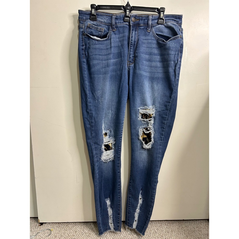 Judy Blue Womens Size‎ 13/31 Skinny Distressed Leopard Patch Denim Jeans